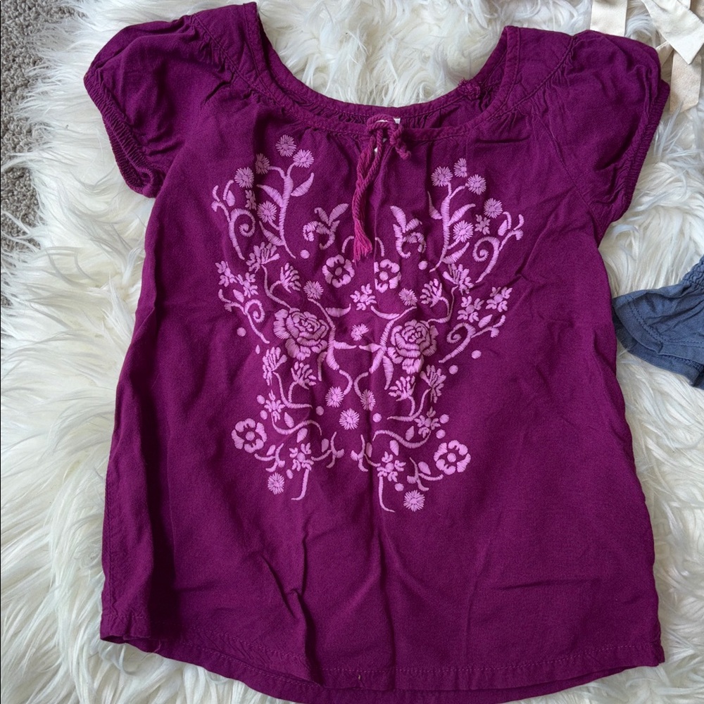 Girls top bundle - Picture 3 of 8